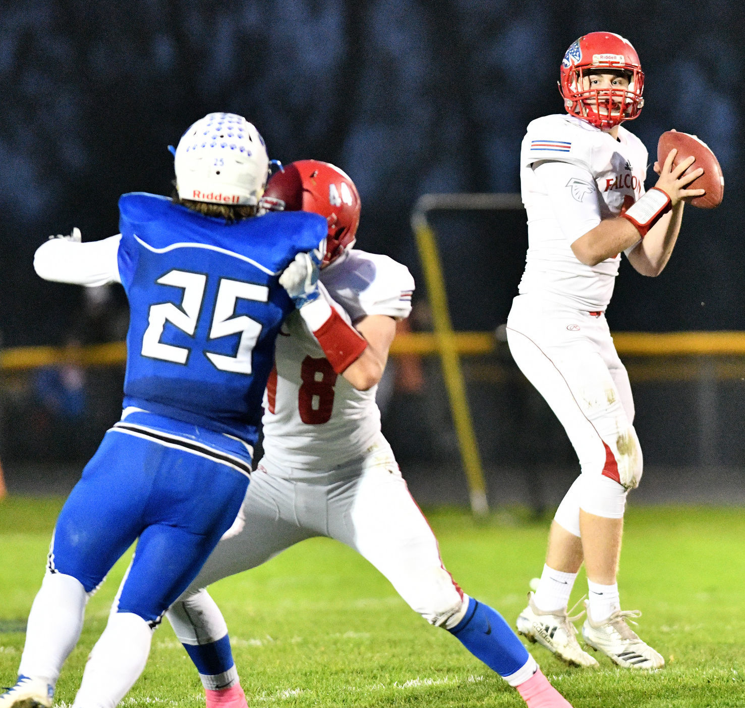 West Lyon vs West Sioux football
